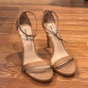 Steve Madden nude stecy heel size 8